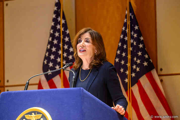 Hochul proposes giving New Yorkers one-time stimulus checks to offset cost of inflation