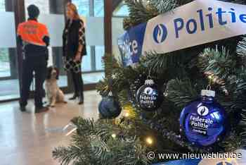 Zelfs de politie doet mee: stuur hier een foto van je kerstboom in (en maak kans op een leuke prijs)