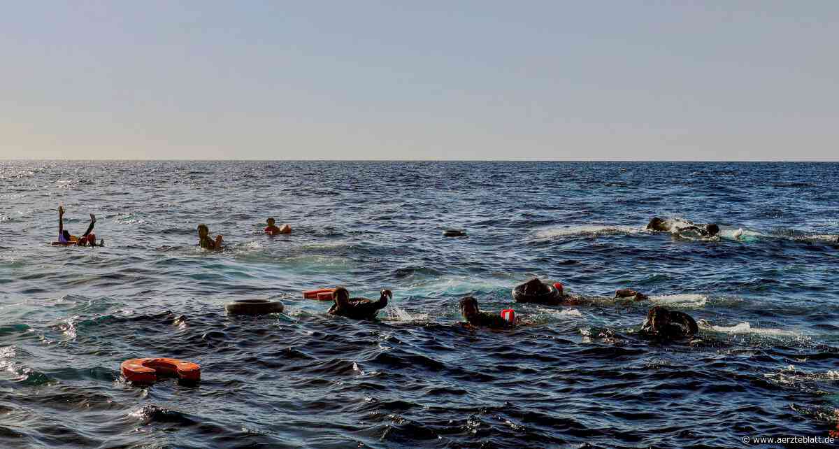 Italiens Flüchtlingspolitik: Ärzte ohne Grenzen stellt Rettung von Migranten ein