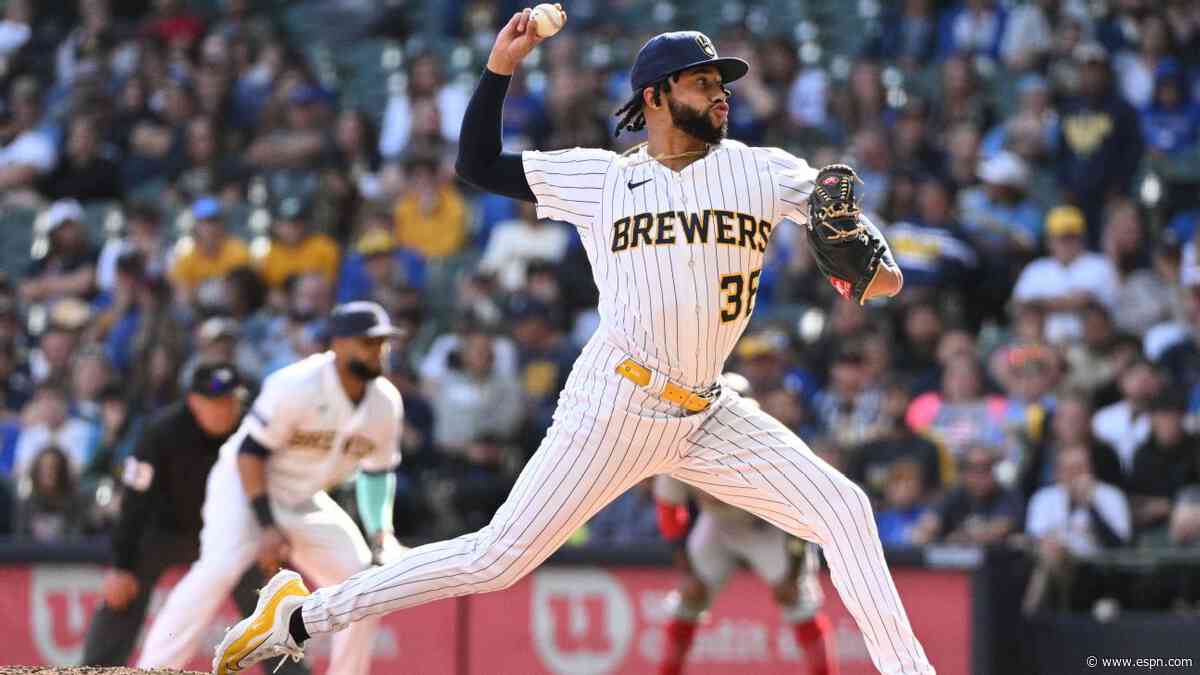 Yankees acquire closer Williams from Brewers