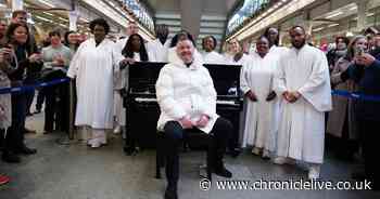 East 17's Tony Mortimer surprises London St Pancras International commuters with performance of Christmas hit