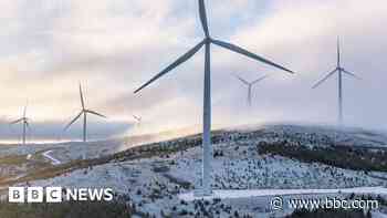 Government unveils new powers to approve onshore wind farms