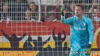 Bundesliga teams protest after GK hit by object