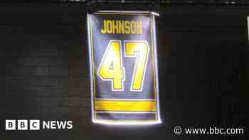 Nottingham Panthers retire Johnson's jersey