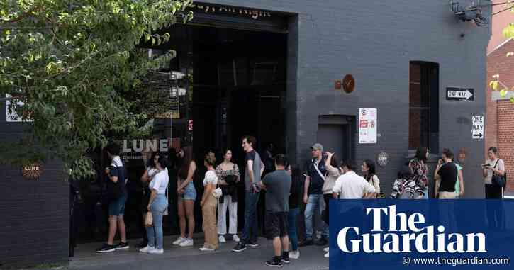 I waited 45 minutes to buy a single croissant in Fitzroy. Why do humans queue?