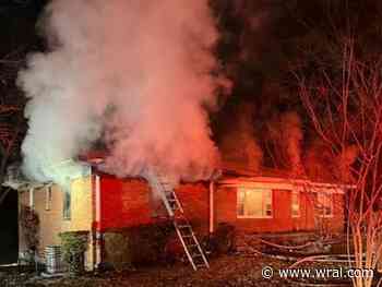 Crews battle house fire on Maplewood Drive in Durham Sunday morning