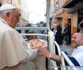 "C'est une immense fierté": en Corse, le pape François a béni... une pizza