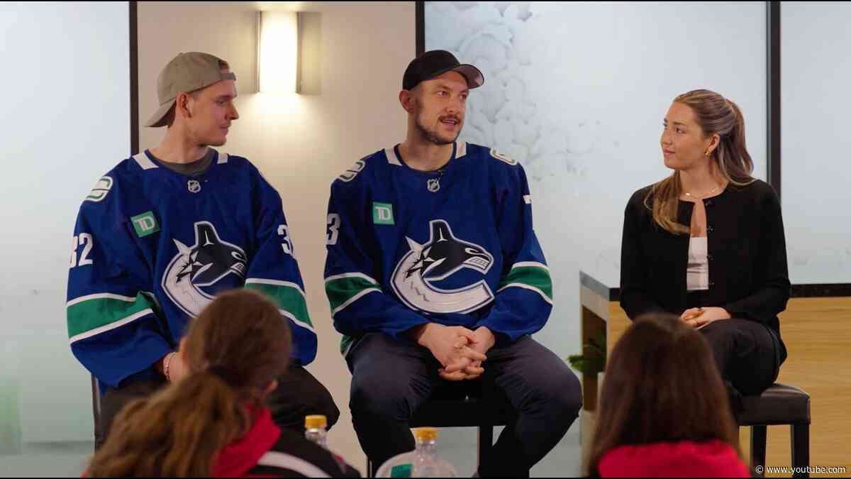 A Day of Learning for Hockey Talks with Vincent Desharnais and Kevin Lankinen