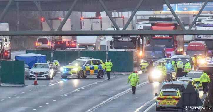 Man killed while walking on M25 moments after he had been arrested