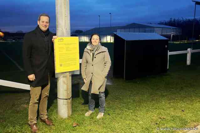 Gemeente investeert 1,3 miljoen in kunstgrasvelden in Kruishoutem en Zingem: “Onze jeugd alle kansen geven om optimaal te sporten”