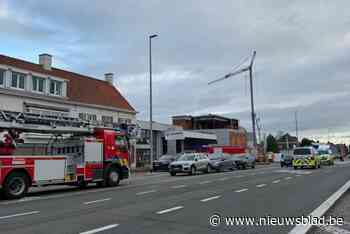 Strijkmachine in wasserij vat vuur: personeel kan brand zelf blussen