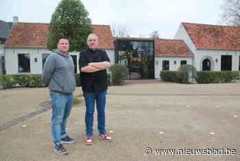 Ervaren horecavrienden Bart (41) en Walter (58) openen gloednieuwe brasserie: “We willen dat mensen niet alleen tevreden vertrekken, maar ook graag terugkomen”