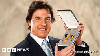 Tom Cruise honoured with US Navy's highest civilian award