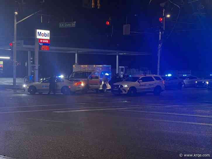 Video: Stolen ambulance collides with police car in Tennessee