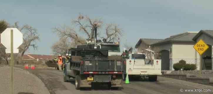 Crews work to repair water main break in Rio Rancho