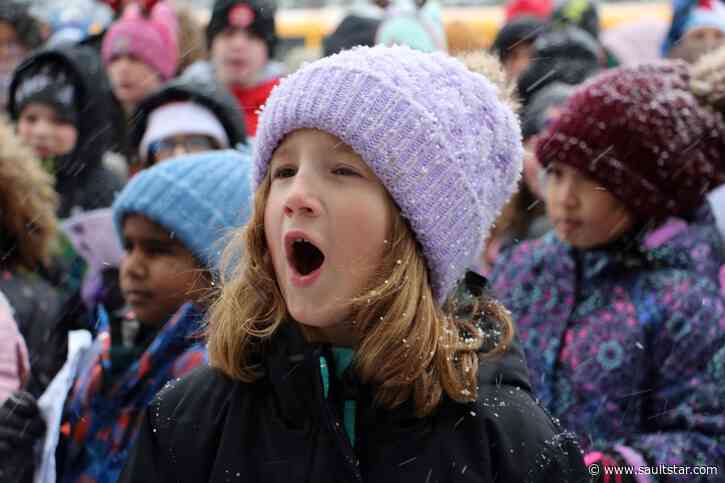 St Paul's brings back the "lost art" of caroling