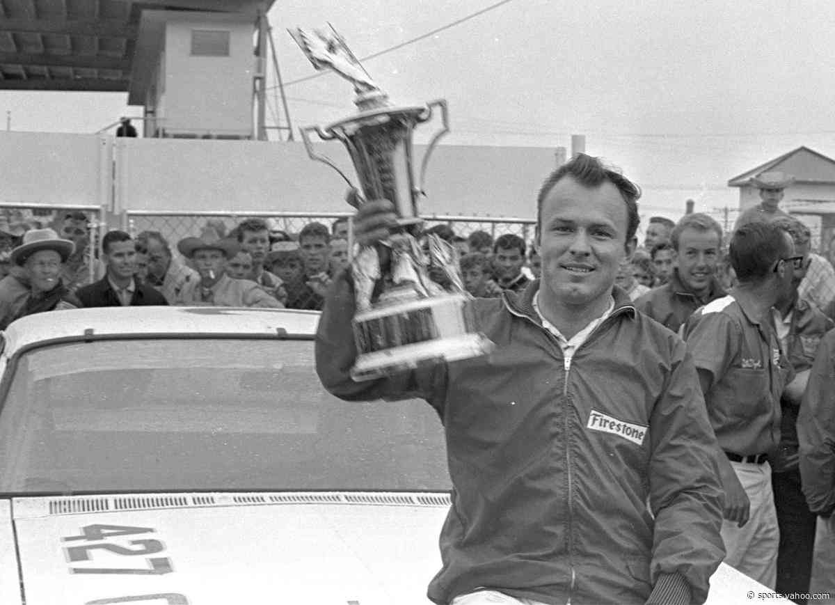 Fred Lorenzen, a NASCAR Hall of Famer and the 1965 Daytona champion, dies at 89