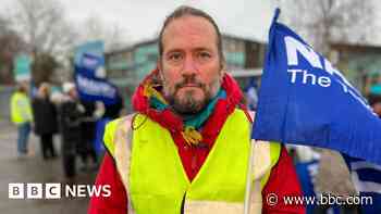 Teachers locked out of school to return to classes