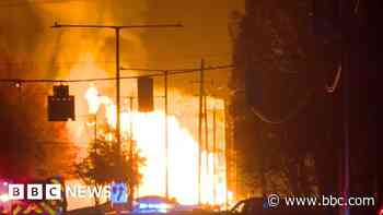 Fire erupts after lightning strike ruptures gas line in Tennessee