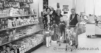 A Tyneside Christmas 1972-style and the opening of a giant superstore in Gateshead