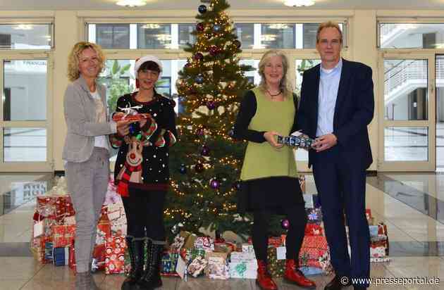 Weihnachtswunschbaum in Neuss: Gemeinsam anderen Menschen eine Freude bereiten