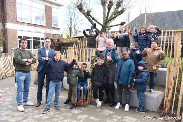 Deze school is tegelwipkampioen en wint groene troon