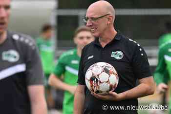 Aan de vooravond van kaskraker verlengt coach Gino Pauwels bij KVV Zelzate: “Er staat nog een rekening open tegen SK Roeselare”