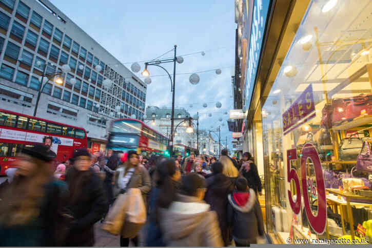 Retail sales fall short in key festive period