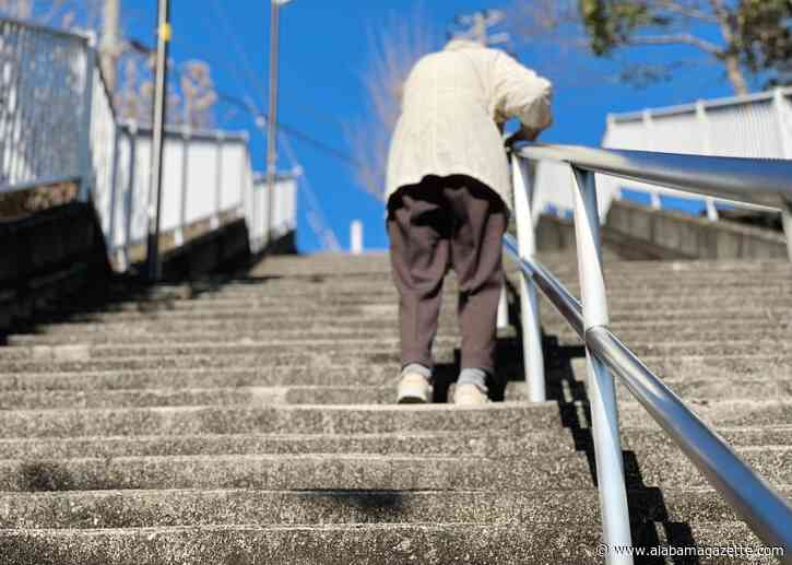 Wandering can be deadly for the growing number of US Alzheimer's patients. Here's how families can manage it.