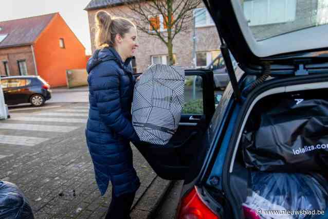 Ouders Heilig Hartschool zamelen honderd zakken vol kinderkleren in: “Het begon met de vraag naar drie jasjes, maar werd een immens succes”