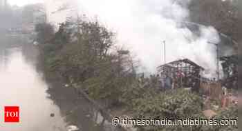 Fire breaks out in Kolkata's Topsia area, no casualties