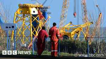 Hundreds of Harland & Wolff jobs saved in Scotland