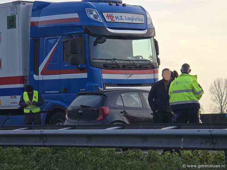 Flinke file op A12 na ongeval tussen auto en vrachtwagen