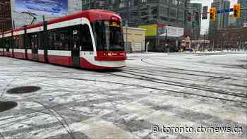 Streetcar service resumes following 'extensive repairs' at King and Spadina intersection