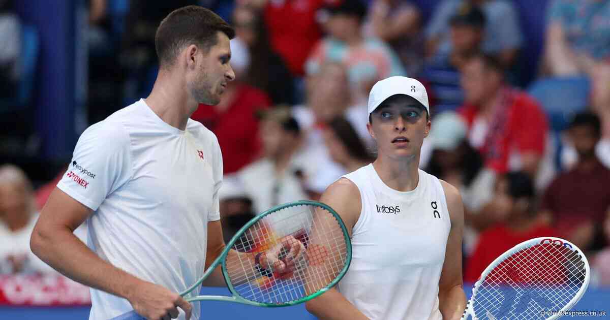 Players to be given mid-match 'timeouts' as Iga Swiatek and Coco Gauff forced to adjust