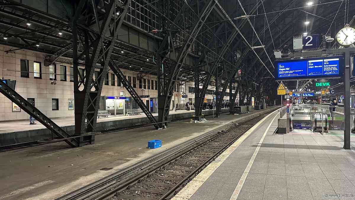 Zurückgelassener Koffer am Kölner Hbf: Sperrung wieder aufgehoben