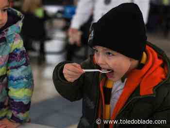 Bedford students get a chance to try out new, healthy foods