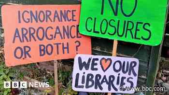 Tearful council leader sorry for library mistake