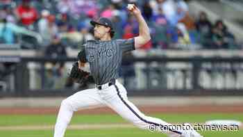 Blue Jays sign left-handed pitcher Josh Walker to one-year contract