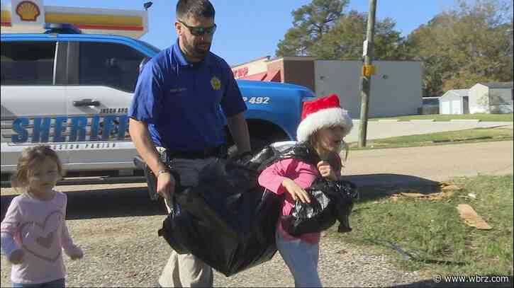 Livingston Parish deputies spread Christmas cheer to 648 families in annual toy delivery