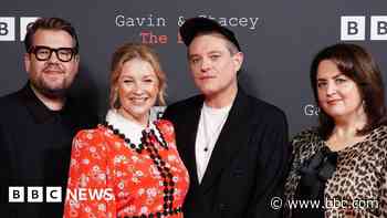 Gavin & Stacey stars reunite for last time at finale premiere