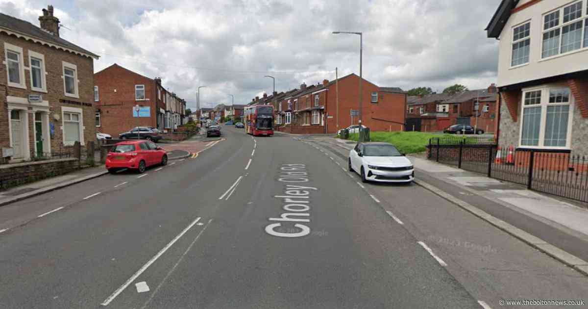 Traffic forced to stop  in middle of road after 'boys' set off fireworks in the road