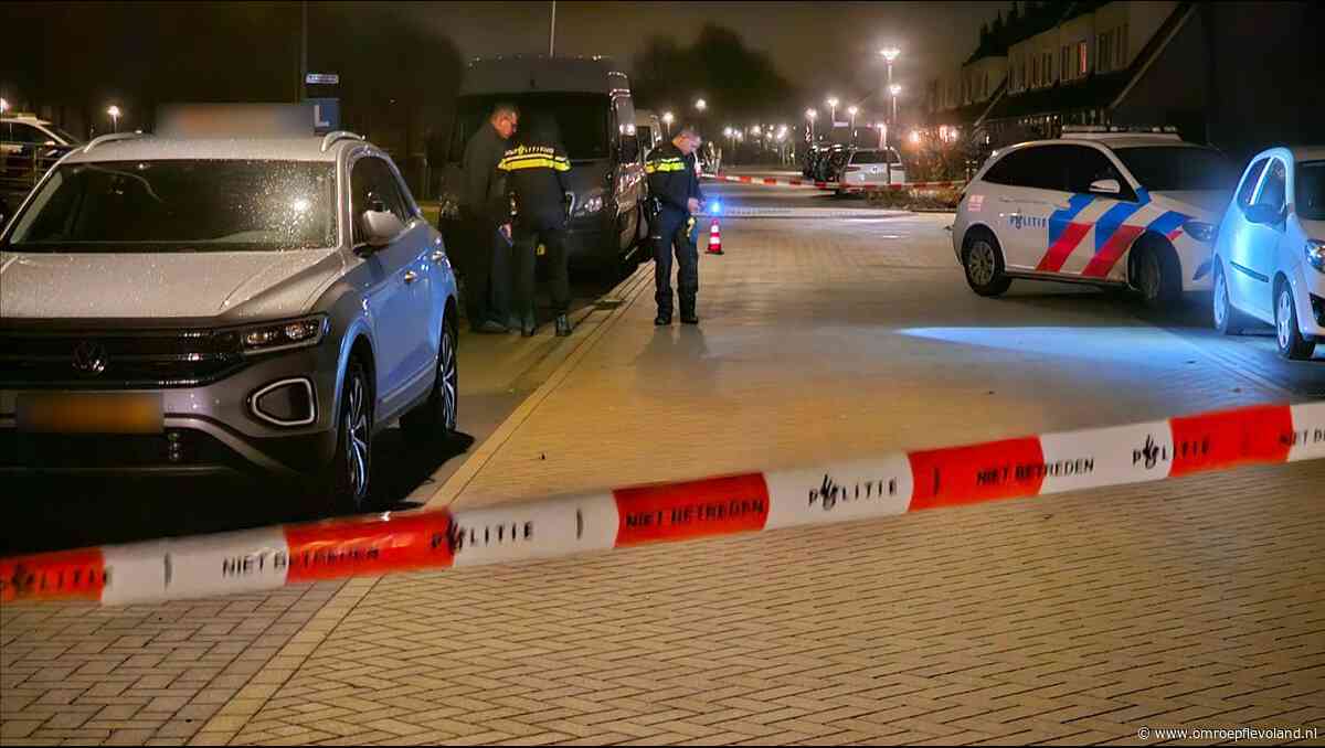 Zeewolde - Explosies bij twee woningen in Zeewolde