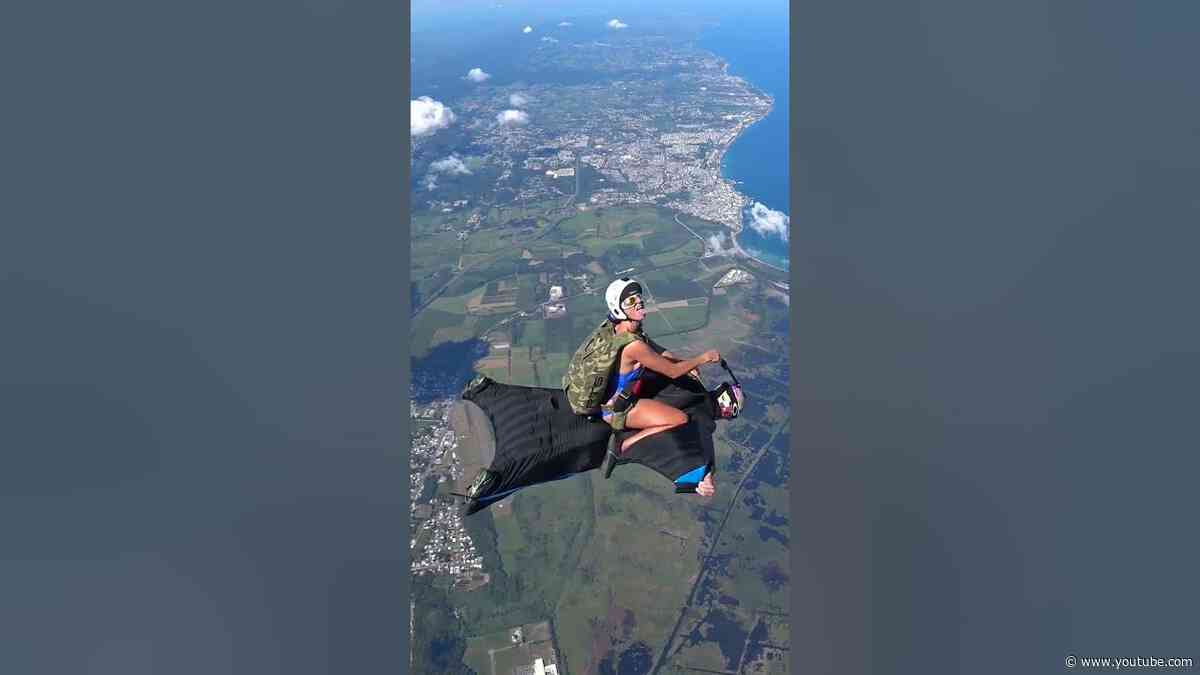 Catching a lift in the skies  #skydiving