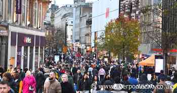 19 pictures show Liverpool city centre packed with shoppers on final Saturday before Christmas