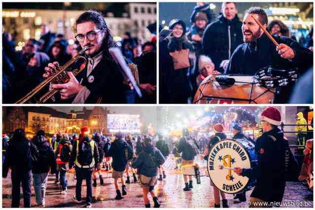 IN BEELD. Uniek orkest trekt van Antwerpen naar Brugge