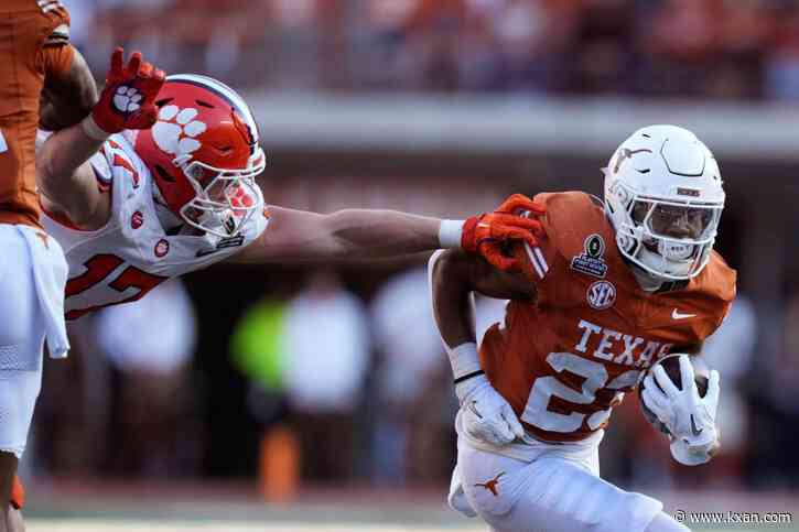 Punishing rushing attack leads Texas to berth in Peach Bowl with 38-24 win over Clemson