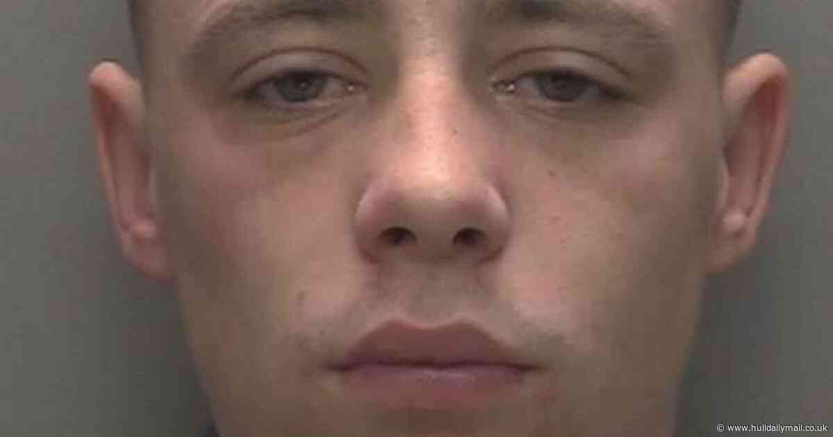 Street robber told man 'I'm going to cut you open'