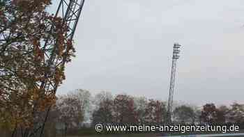 Spot an fürs Vaterstettener Sportstadion - neue Flutlichtanlage im Januar