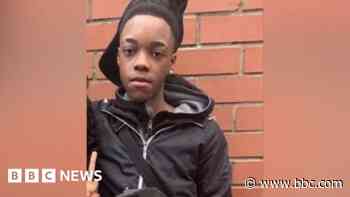 Teenagers jailed for stabbing murder of boy, 17